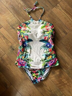 VENUS White Tankini Halter Swimsuit with Tropical Floral Trim